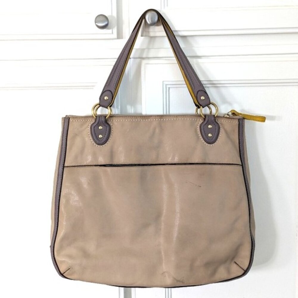 Coach Poppy Halie Cappuccino/Oyster Glam Shoulder Tote Bag - Picture 5 of 16